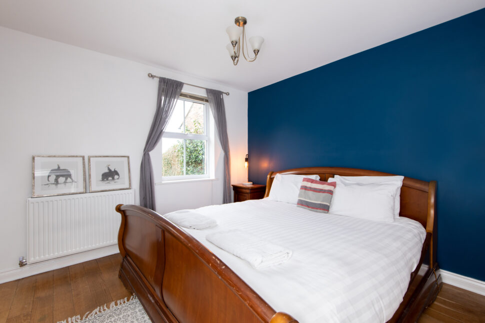 5 bedroom holiday rental durham double bedroom