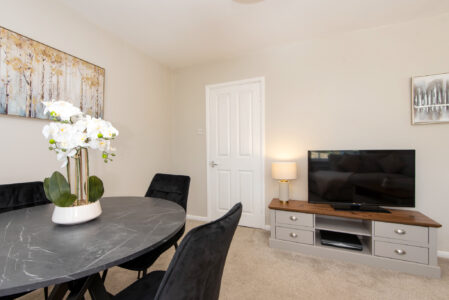 corporate 2 bed rental durham open plan living room. kitchen diner