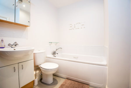 trade stay durham bathroom