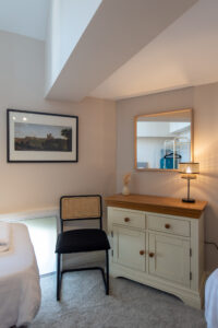 Short term corporate rental - Durham City Centre 2 Bedroom Apartment twin bedroom