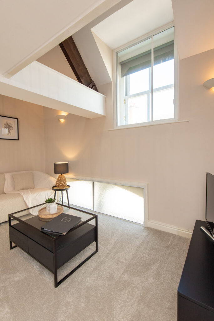 Short term corporate rental - Durham City Centre 2 Bedroom Apartment living room