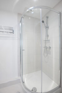 holiday let durham shower room