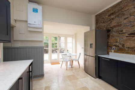 holiday rental - durham city centre 2 bedroom house large kitchen stone wall