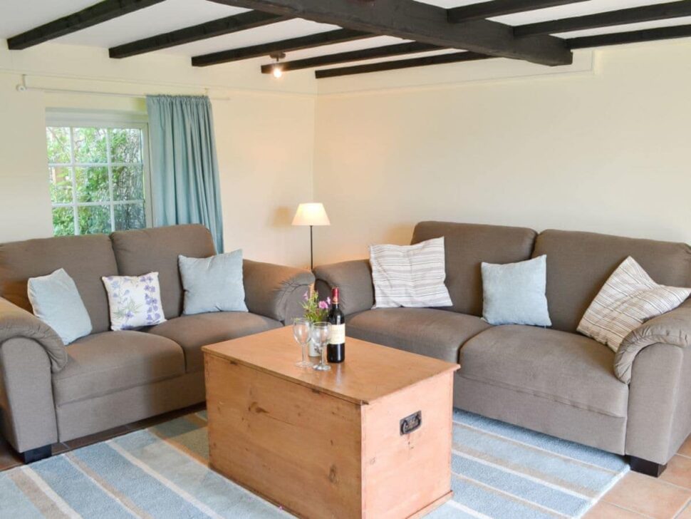 holiday letting - North Pennines cottage living room