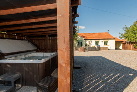 holiday rental durham - 3 bedroom cottage with hot tub