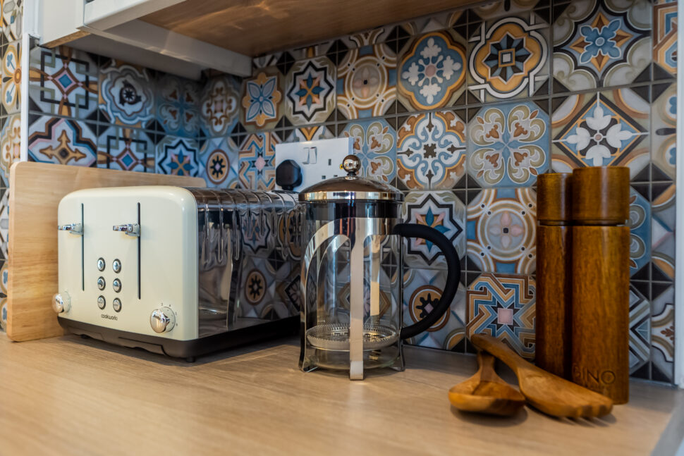 Grey shaker kitchen with island breakfast bar