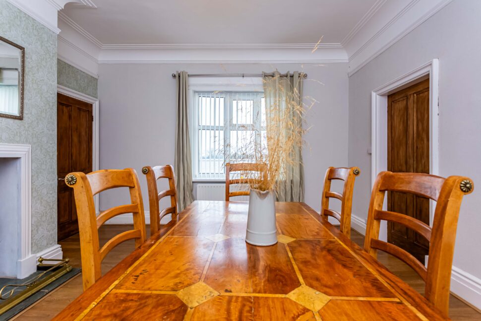 dining room with fireplace