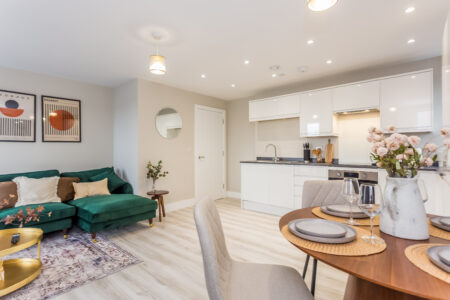 Toast Stays, showing open-plan living space with kitchen, dining and lounge area