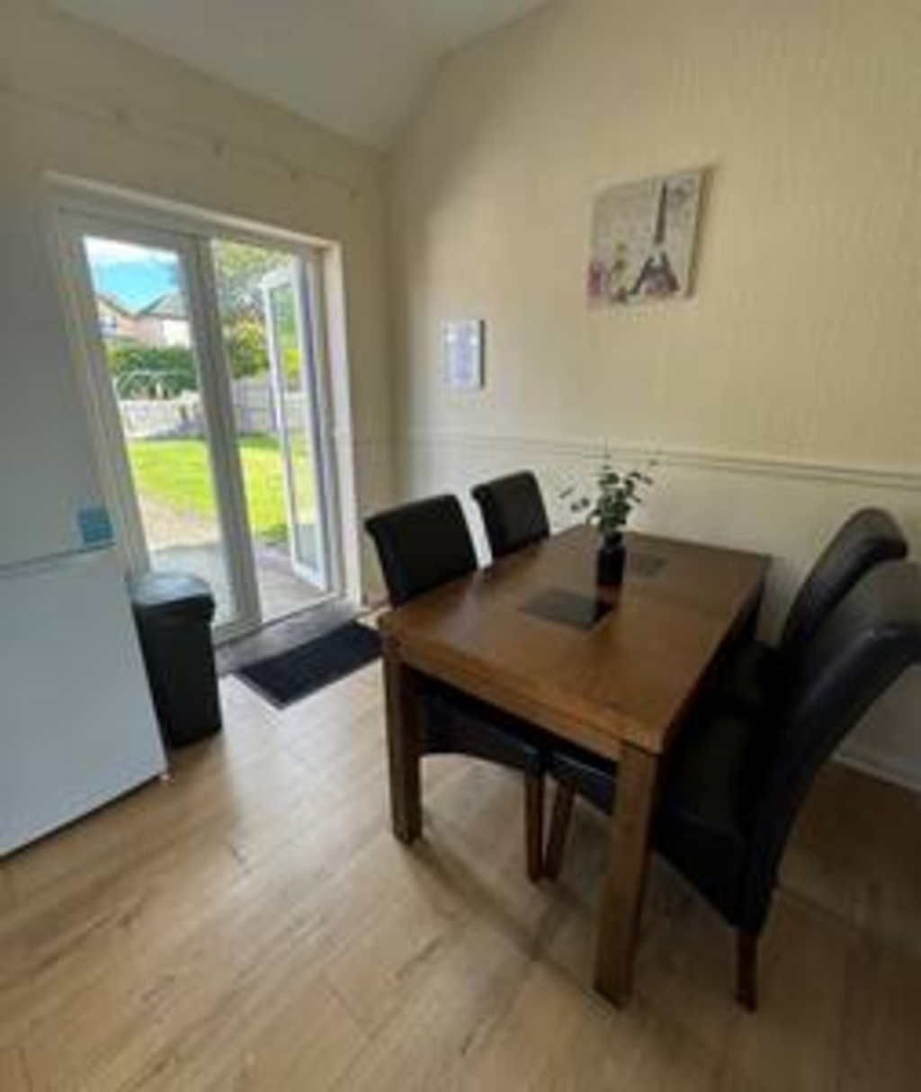 The Garden Bungalow - 12