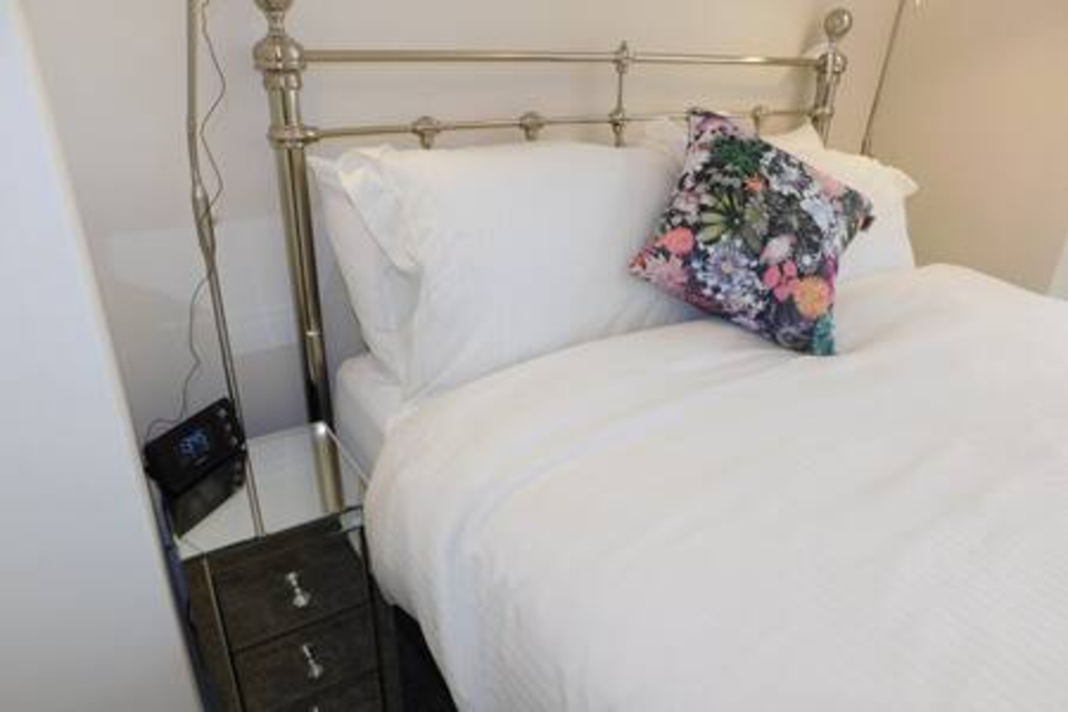 The Crown Gables - 12