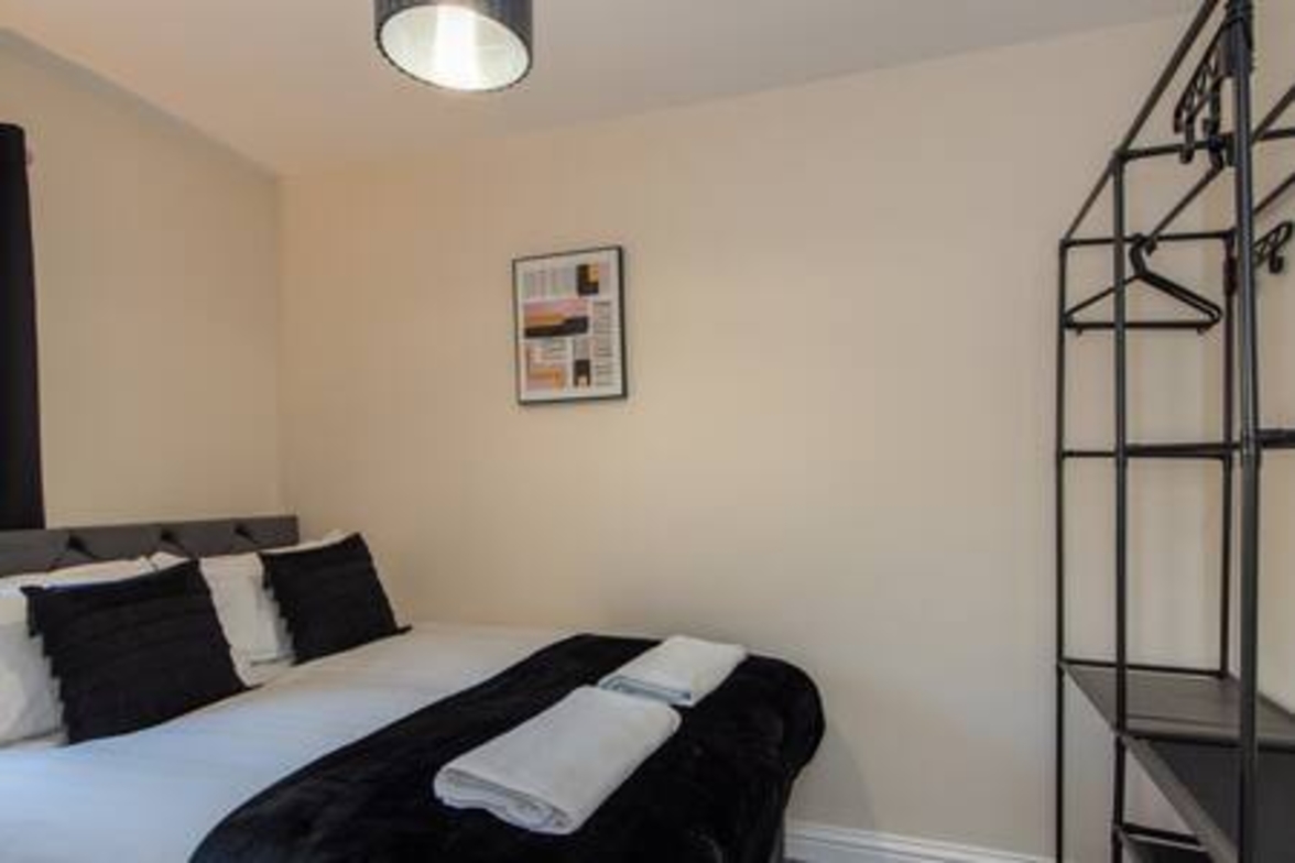 Dene Edge - 13