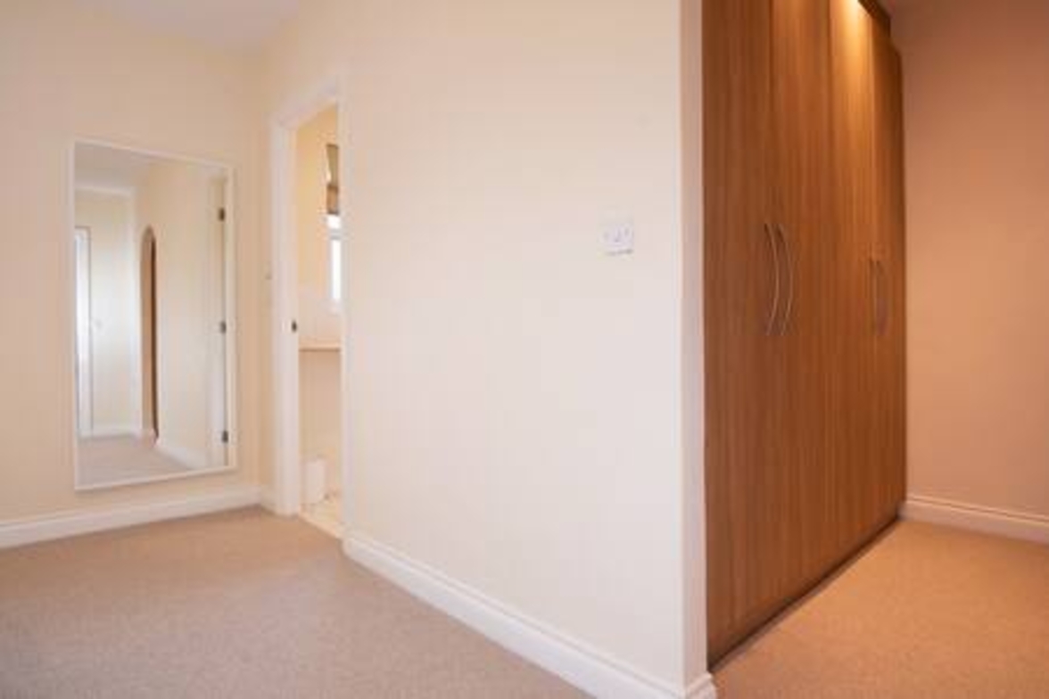 The Crescent House - 24