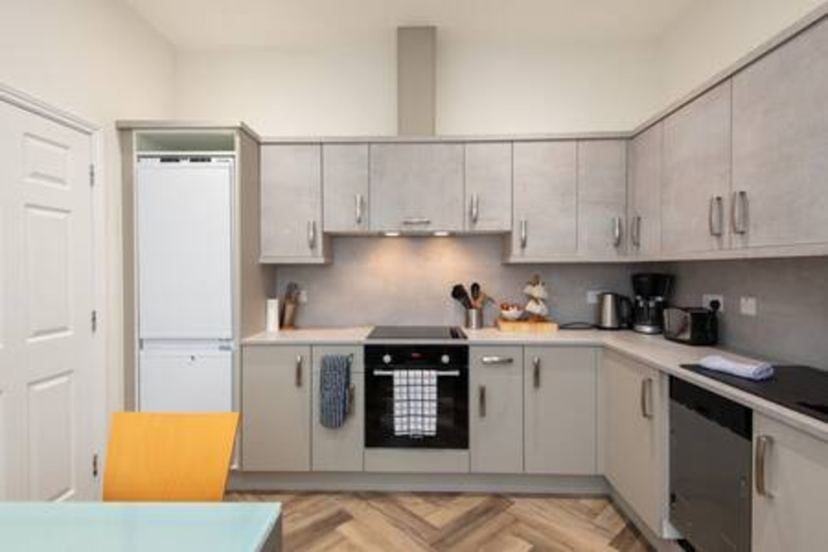 The Orchard Suite - 9