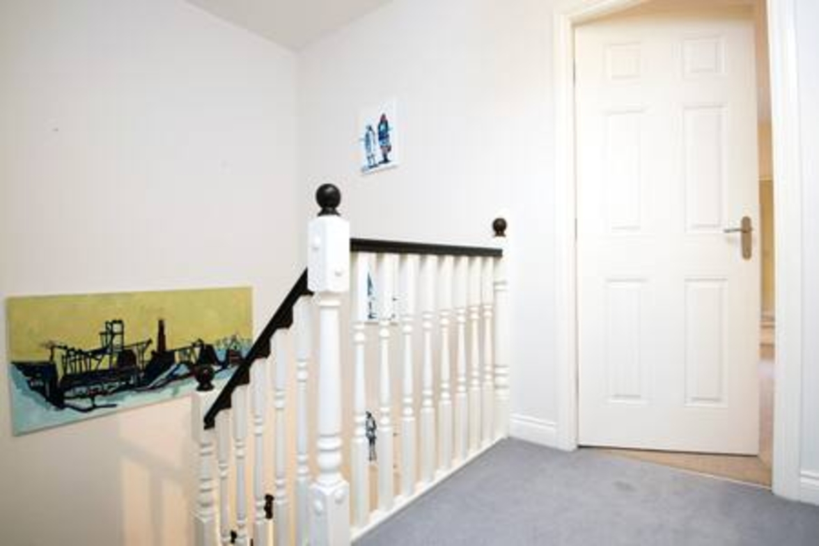 The Crescent House - 39