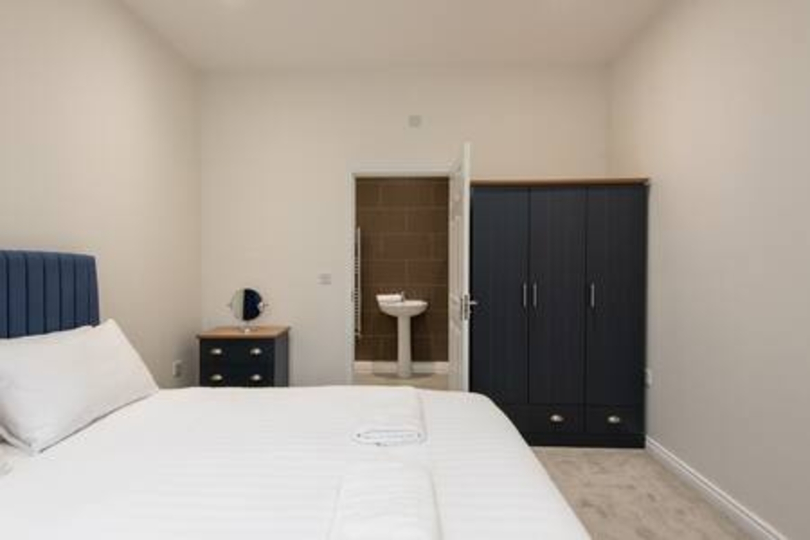 The Orchard Suite - 14