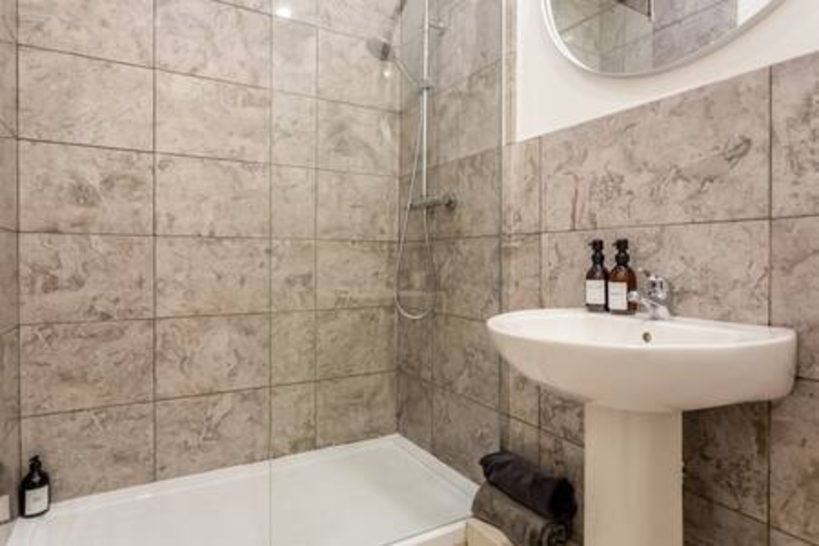 Pleasant View House - 42