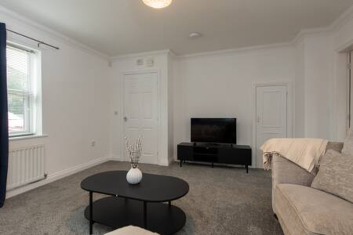 The Vale House - 3