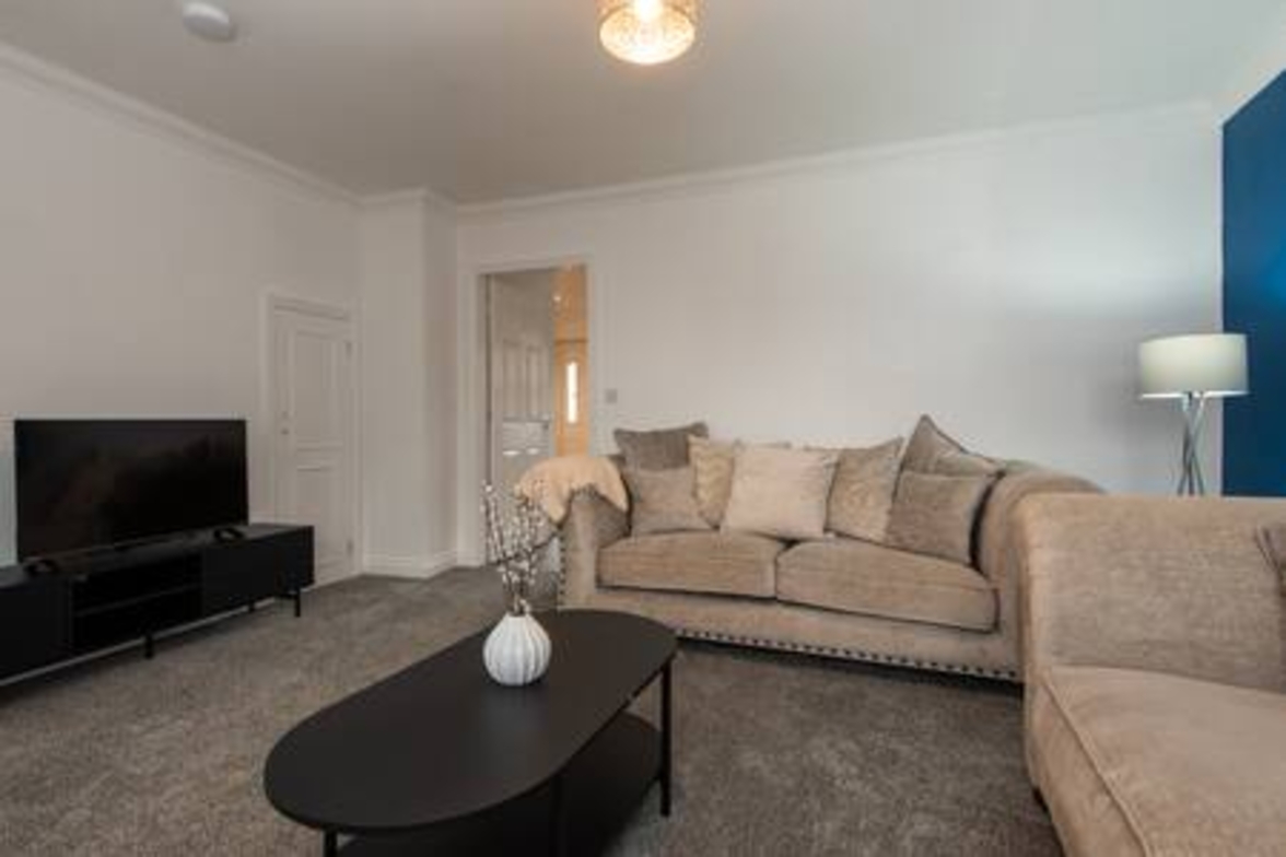 The Vale House - 4