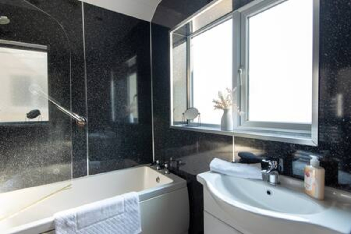 Broomfield House - 27