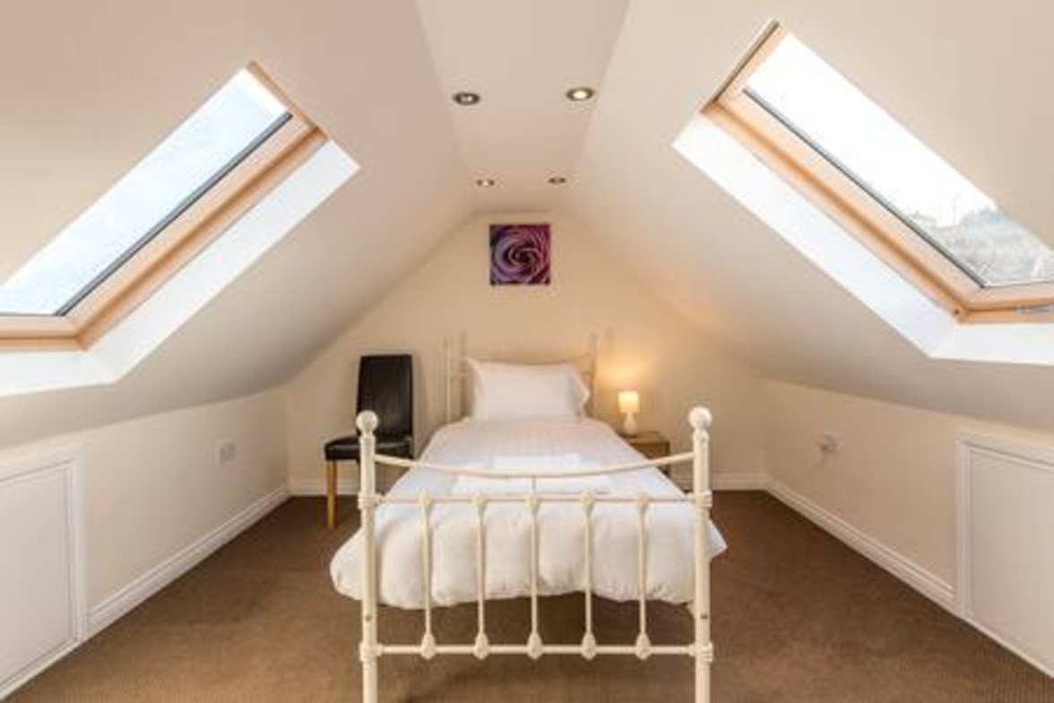 The Eastleigh - 17
