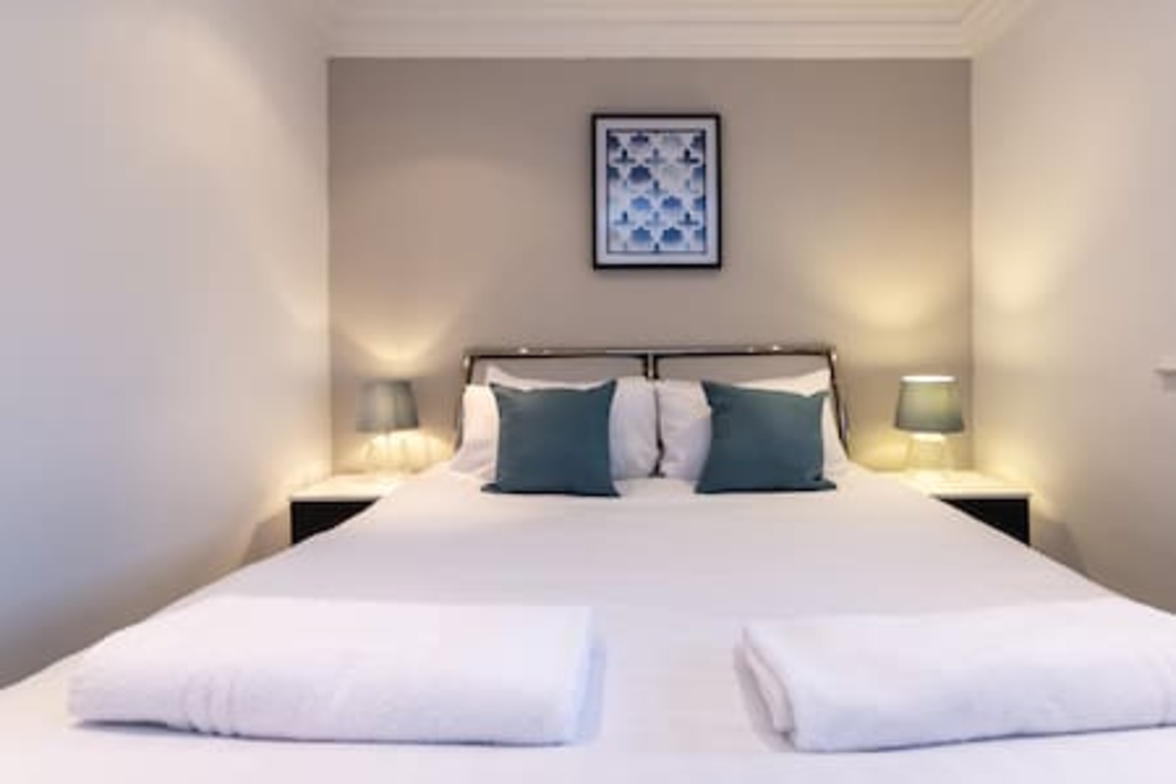 Gilmonby Grove - 1
