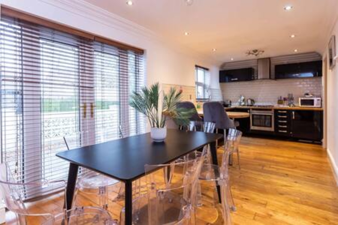 Gilmonby Grove - 31