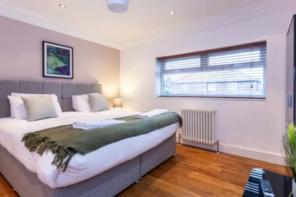 Gilmonby Grove - 56