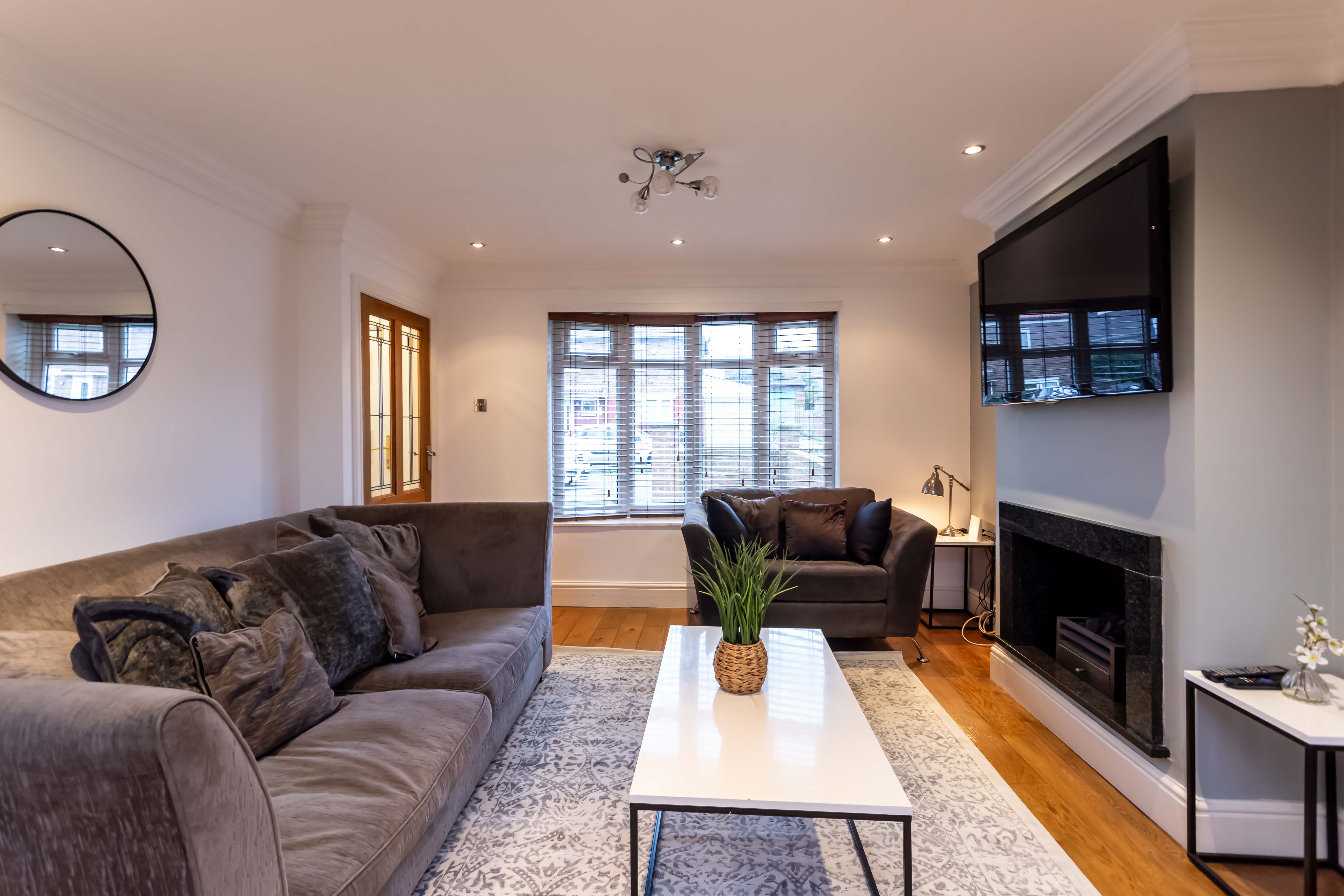 Gilmonby Grove - 5