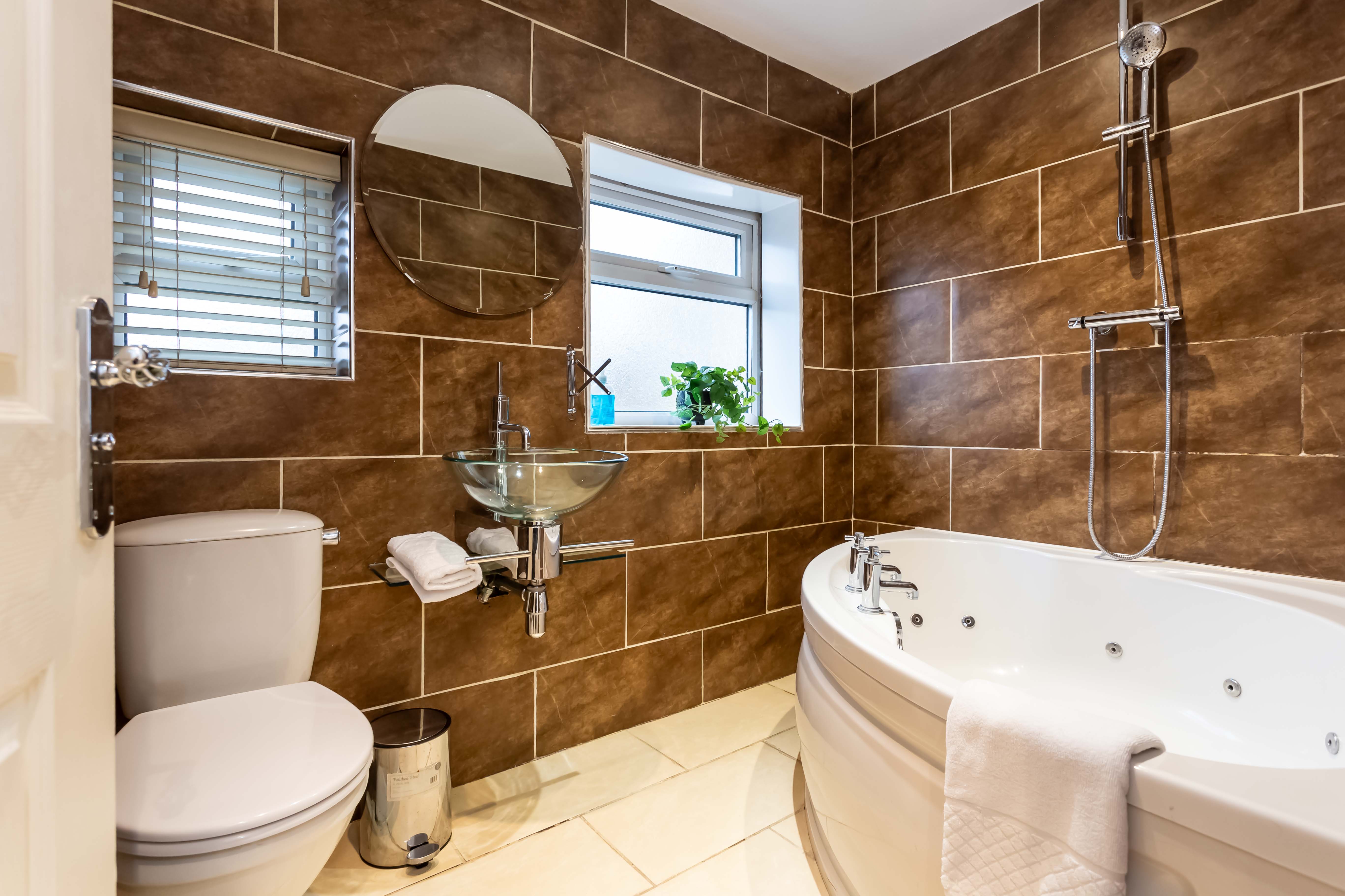 Gilmonby Grove - 47